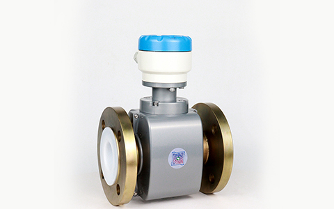 新工藝電磁流量計 (1).JPG