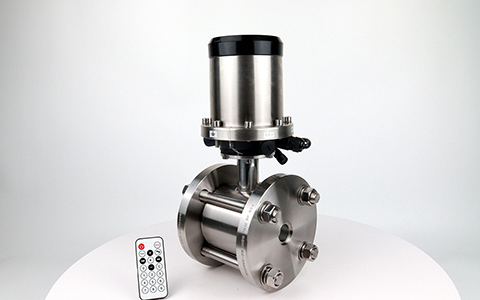 不銹鋼電磁流量計4 夾裝.JPG