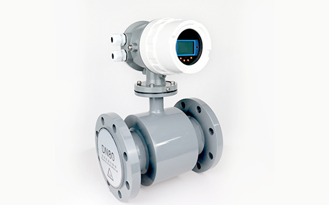 灰色電磁流量計.JPG 灰色電磁流量計.JPG